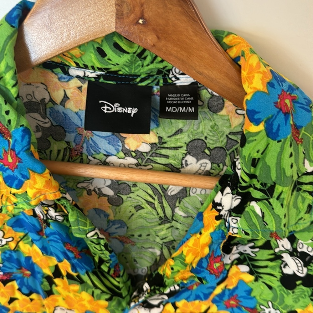Disney Mickey Mouse Men's Aloha Floral Hawaiian Button Shirt Size Medium - Picture 3 of 5